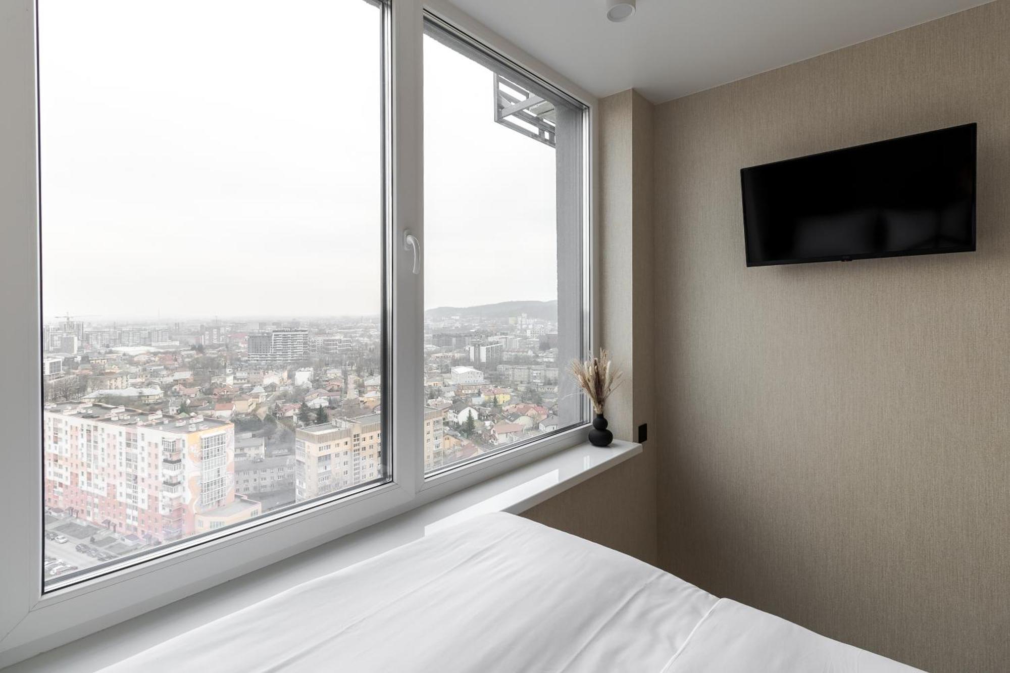 77 Views Apartments By Inshi Lviv Extérieur photo