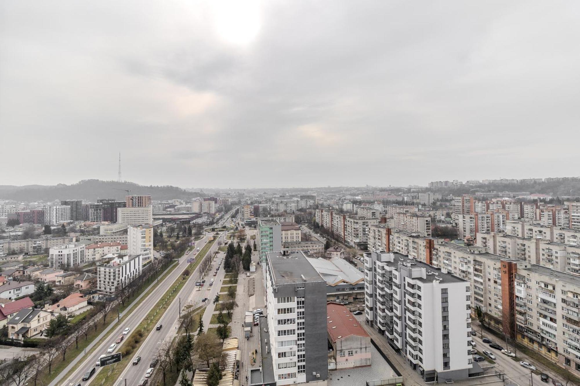 77 Views Apartments By Inshi Lviv Extérieur photo