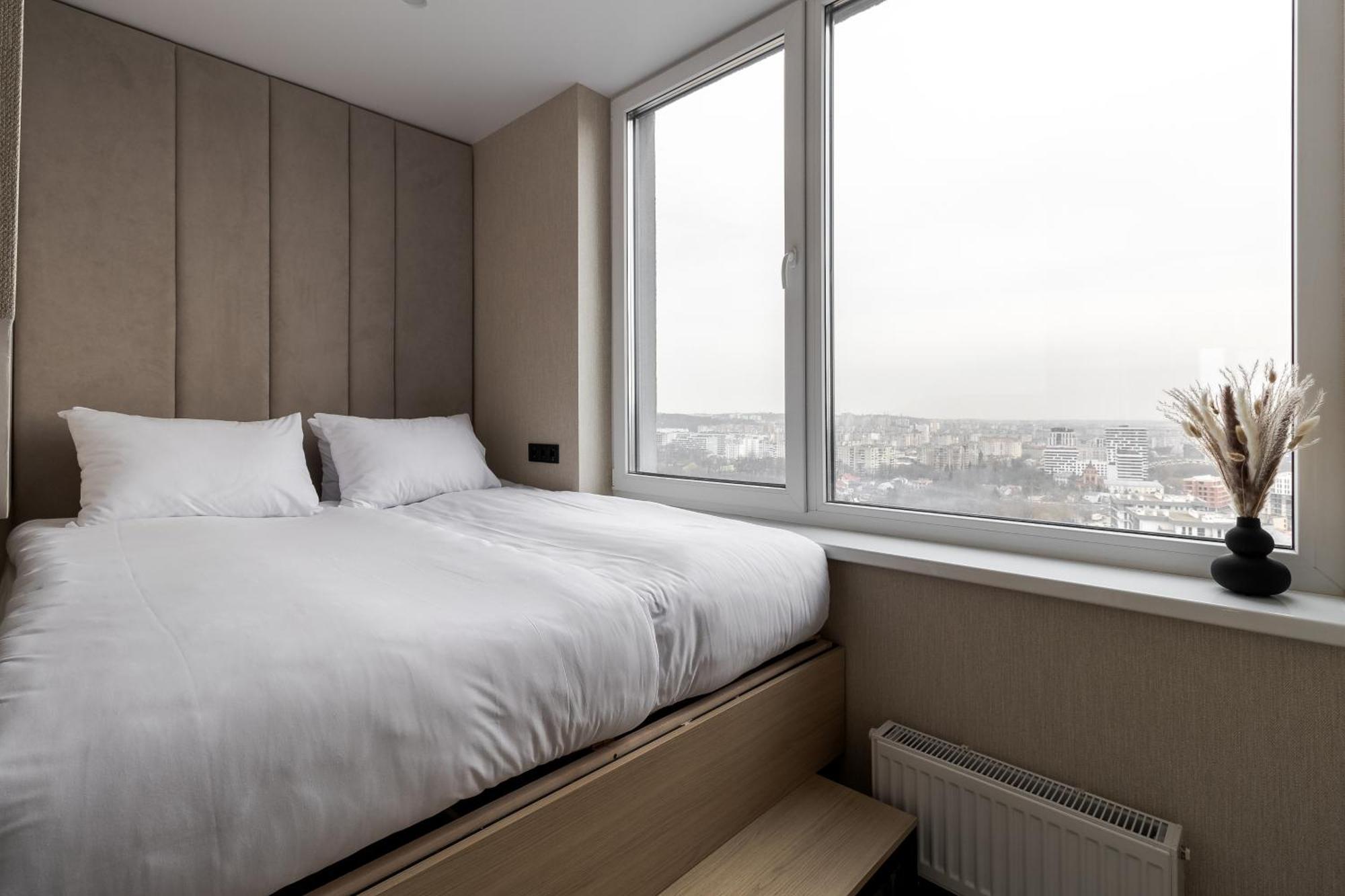 77 Views Apartments By Inshi Lviv Extérieur photo