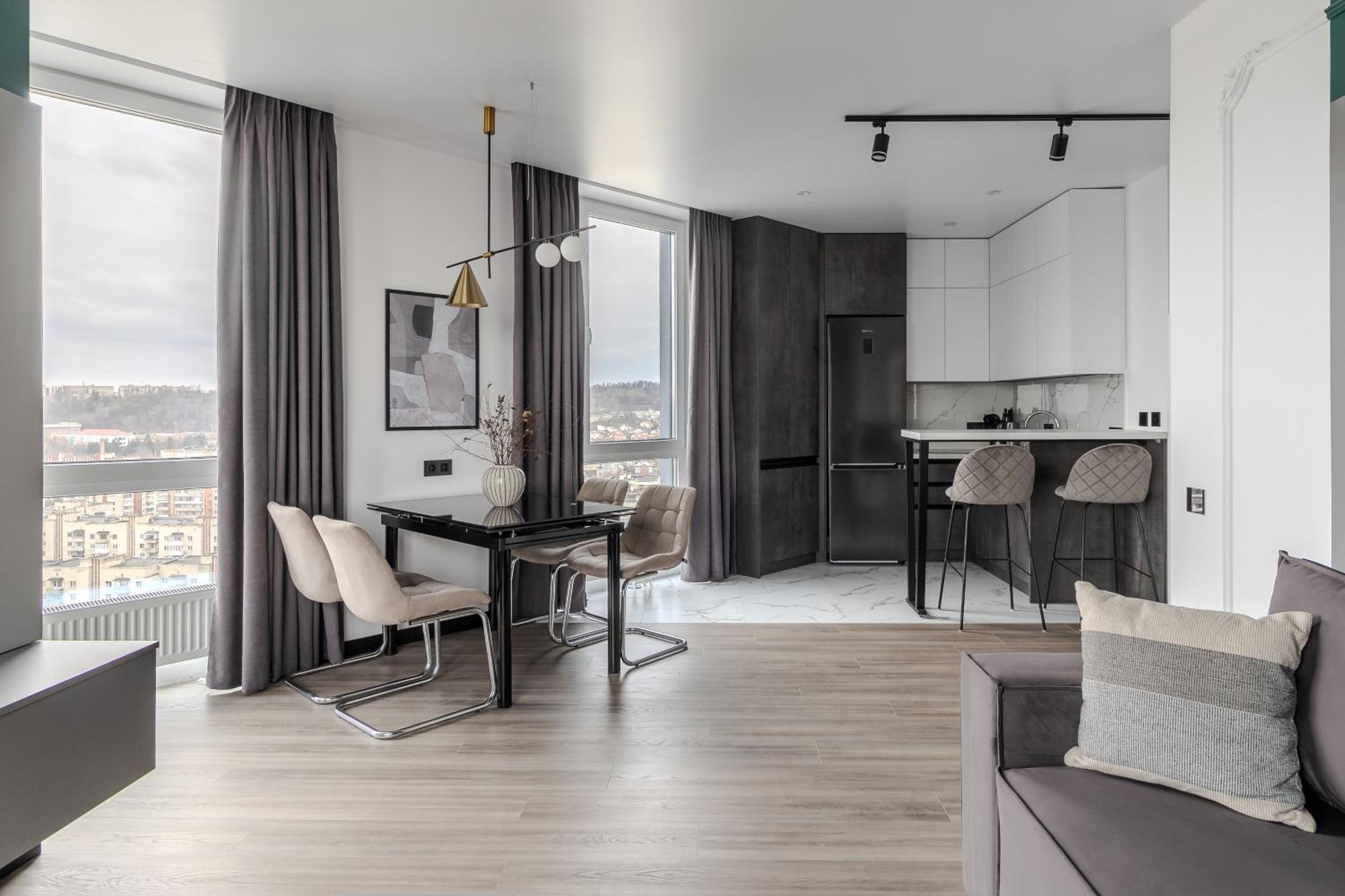 77 Views Apartments By Inshi Lviv Extérieur photo