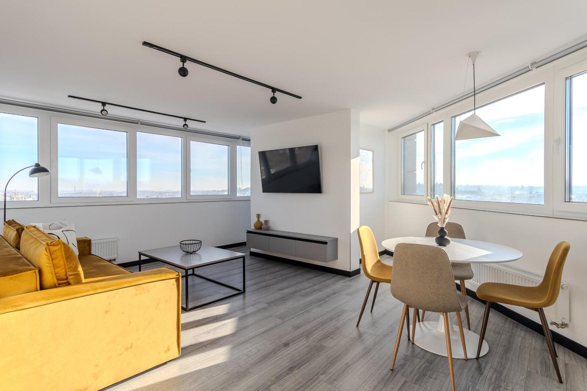 77 Views Apartments By Inshi Lviv Extérieur photo