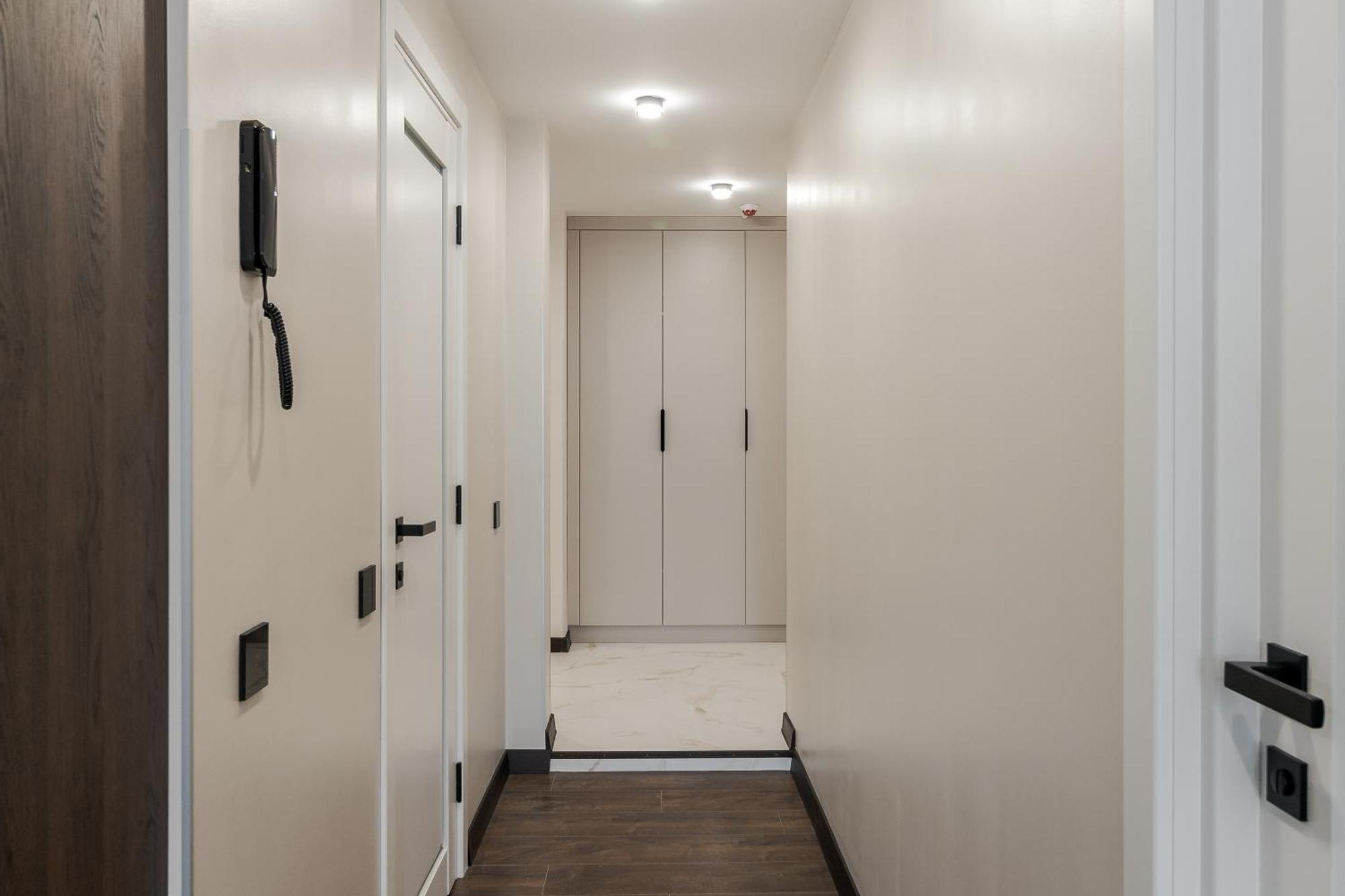 77 Views Apartments By Inshi Lviv Extérieur photo